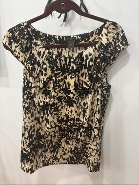 Ann Taylor Black and Cream Abstract Cap-Sleeve Blouse